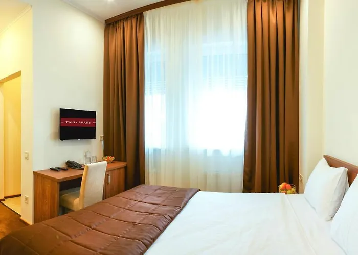 Hotel di lusso a Kiev vicino a Centro Commerciale Gulliver