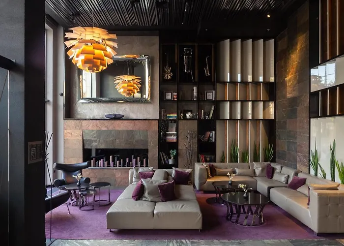 11 Mirrors Design Hotel Kiew