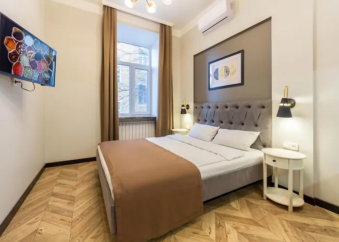 Apartments On Antonovycha