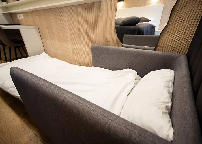 Kyiv Center Smart Apartments