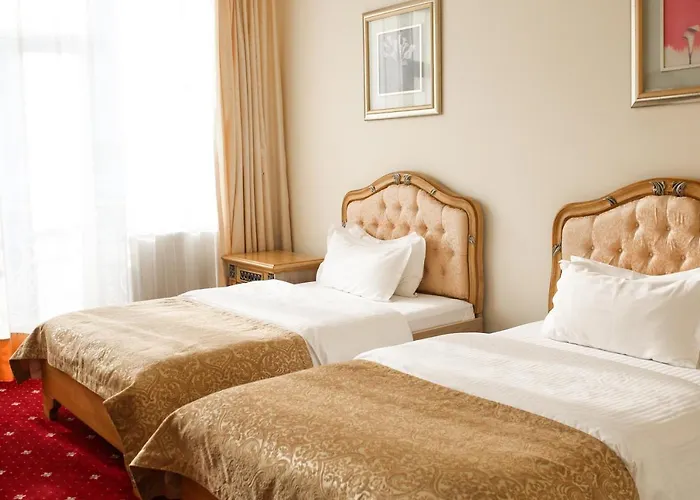 Luxushotel in Kiew nahe Bulgakow-Wohnhausmuseum