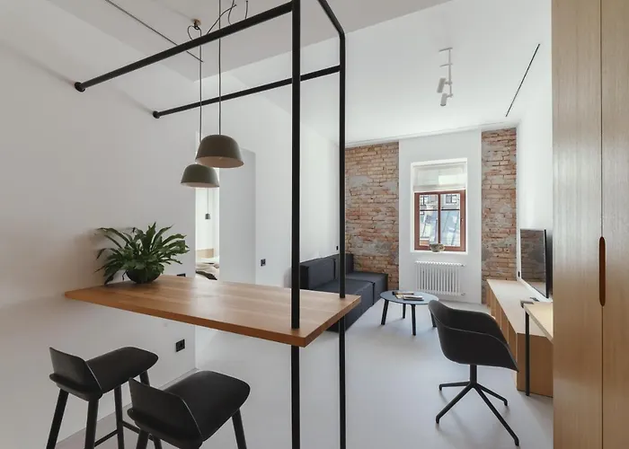 Owntown Apart Hotel Kiew